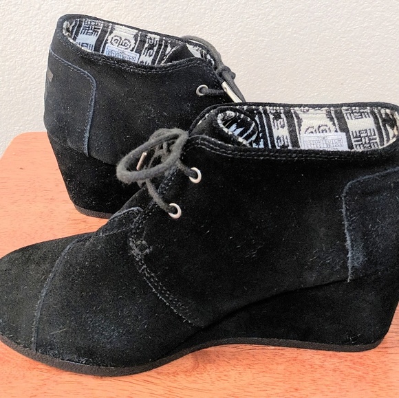 Toms Wedged Heels - Picture 1 of 6